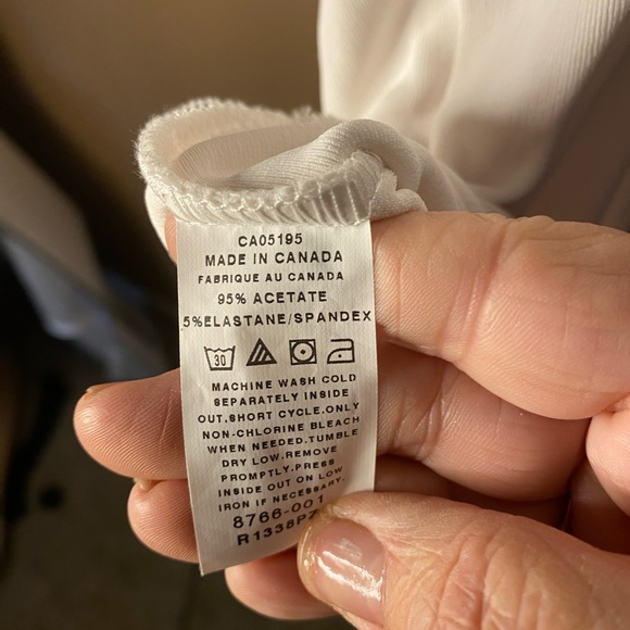 3/12 🌺 Travel Elegance women’s tunic with silver &gold stud design size XL cream - Picture 6 of 6